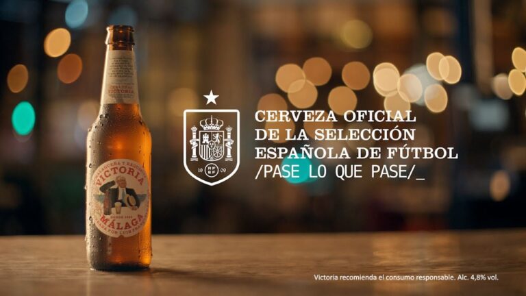 Victoria lanza anuncio patriótico con la Selección Española de cerveza
